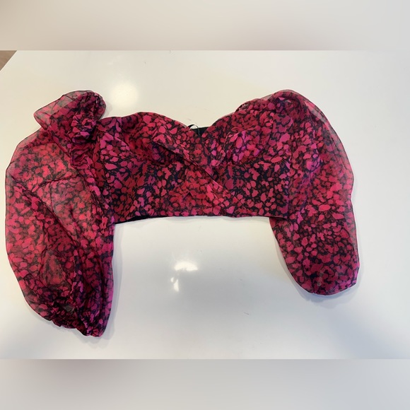 Revolve Blouse - Picture 2 of 4